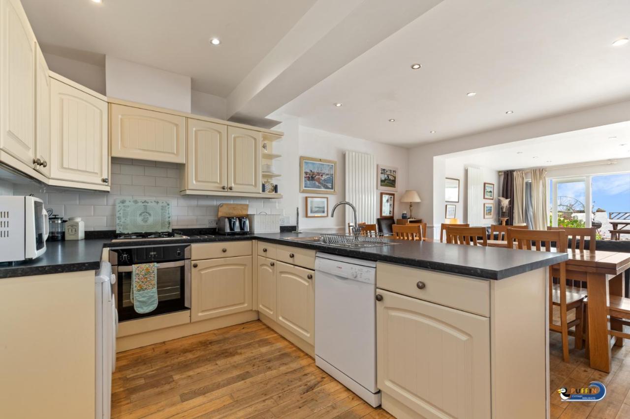 Kilmore - Beach Front House, Direct Beach Access, Spectacular Sea Views Saundersfoot Exterior foto
